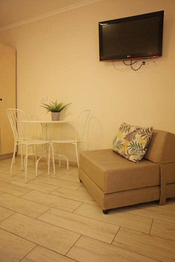 Bait Alfa Kibbutz Country Lodging Bet Alfa Bagian luar foto
